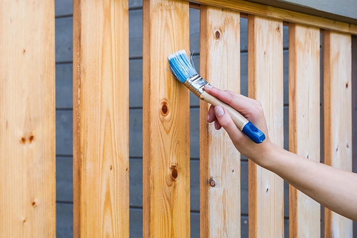 Enhance Curb Appeal with Expert Wood Fence Restoration